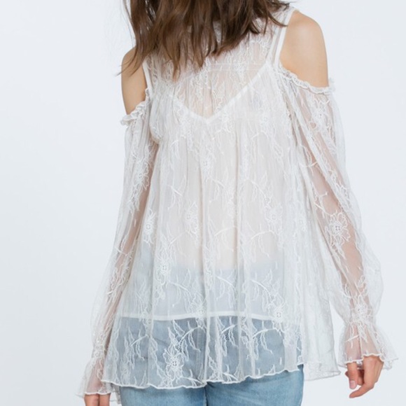 🎉CLEARANCE🎉Ivory Cold Shoulder High-Neckline Top - Picture 5 of 6